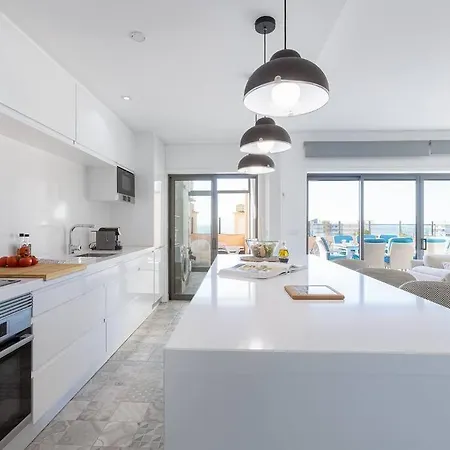 Apartment Dapi - Elegant Penthouse With Ocean View At Da Rocha